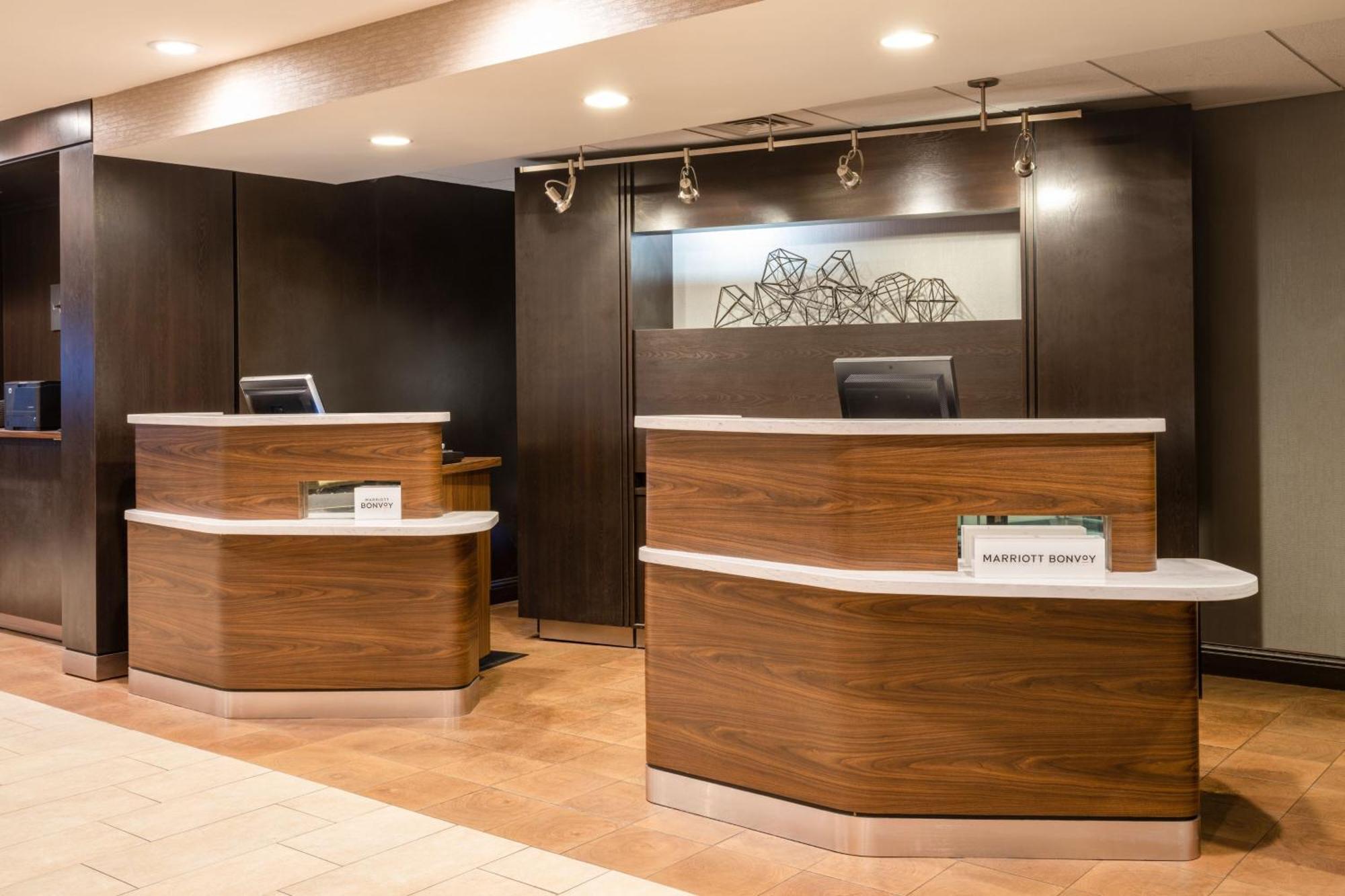 Courtyard By Marriott Colorado Springs South Hotel Ngoại thất bức ảnh